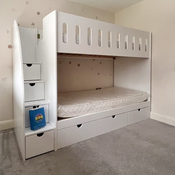 bed 0000s 0058 9