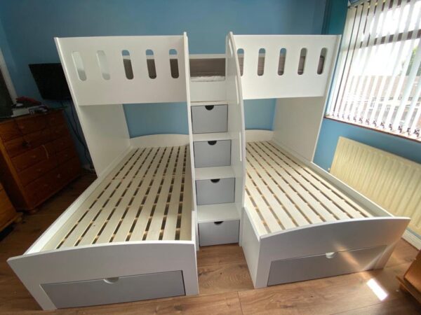 Trio sleeper with mattress included