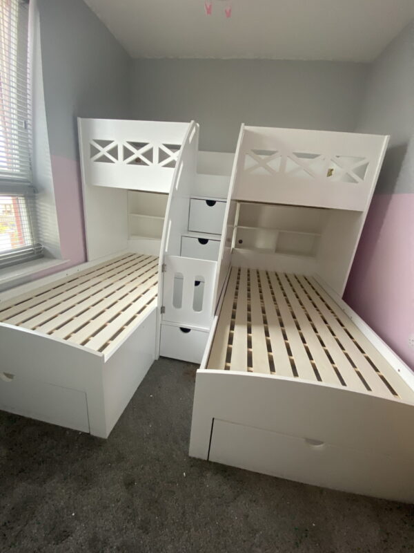triple sleeper with mattress included